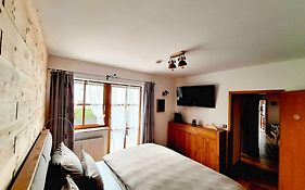 Ferienwohnung Zirbenblüte